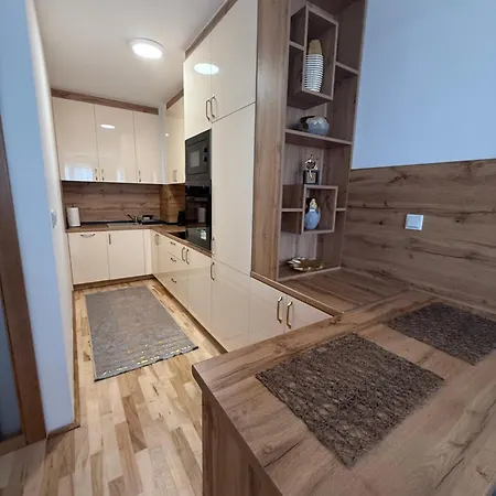 Appartamento Daky 2 Near Airport,tram And Center Sarajevo